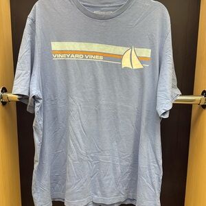 Vineyard Vines size large